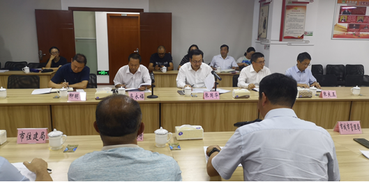 副省长张国华调研昆明市城市生活垃圾分类和城镇老旧小区改造工作